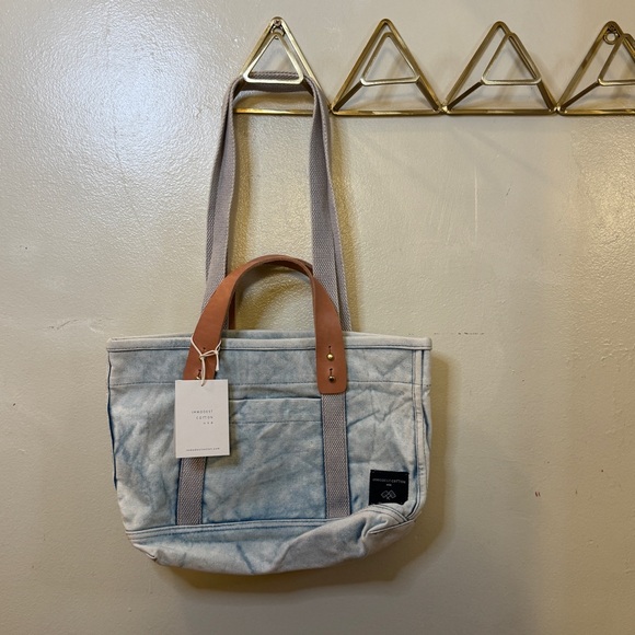 Immodest Cotton Lunch Tote in Acid Wash - Picture 3 of 9